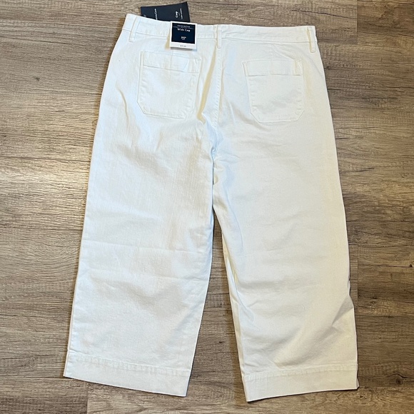 CHARTER CLUB Crop Tummy Slimming White Wide Leg Pants (Size 16P) - Picture 8 of 11